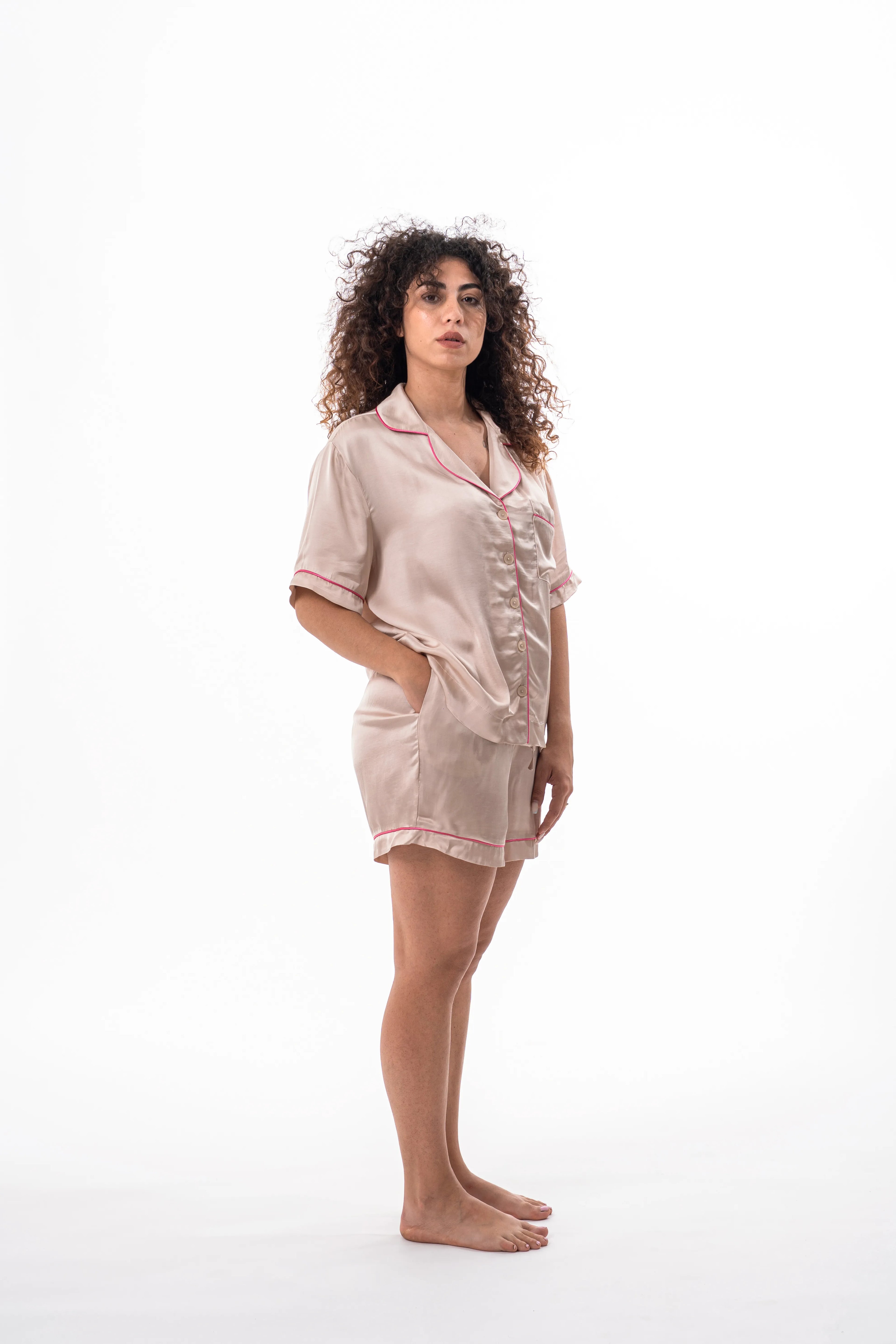 Sweet almond donna